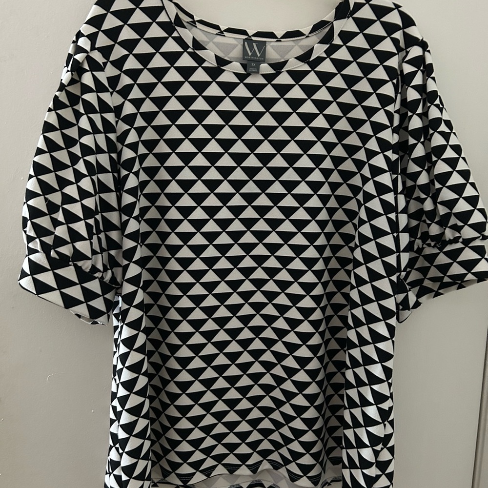 Worthington Monochrome Triangle Pattern Blouse - image 2